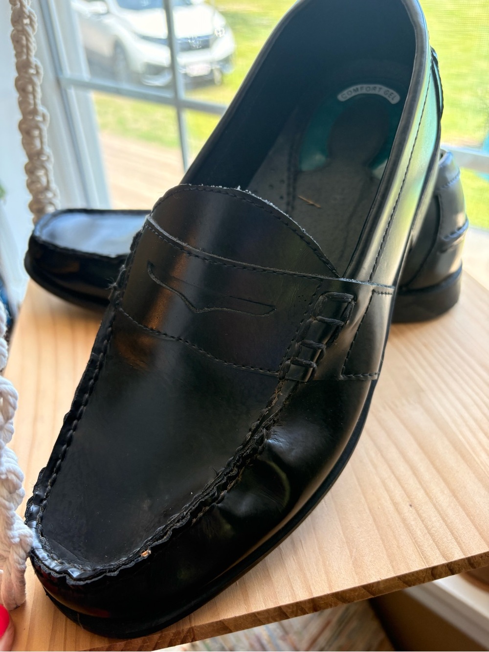 Nunn Bush Black Leather Penny Loafers. Mens 8.